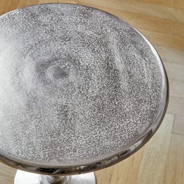 Журнальний столик Loberon Eppeville, ручна робота, складна основа, блискучий металевий вигляд, тумбочка, литий алюміній, срібло
