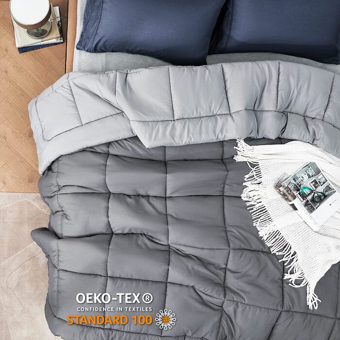 Покривало для ліжка 200x200 см, цілорічна ковдра, стьобана ковдра, сертифікована за стандартом Oeko, 300 GSM, ковдра 200x200, 4 Сезони, сіра, м'яка тепла ковдра для сну для алергіків (240x220 см, сірий / світло-сірий)
