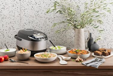 Мультикухня Russell Hobbs 21850-56: 11 функцій, 5л, цифровий дисплей