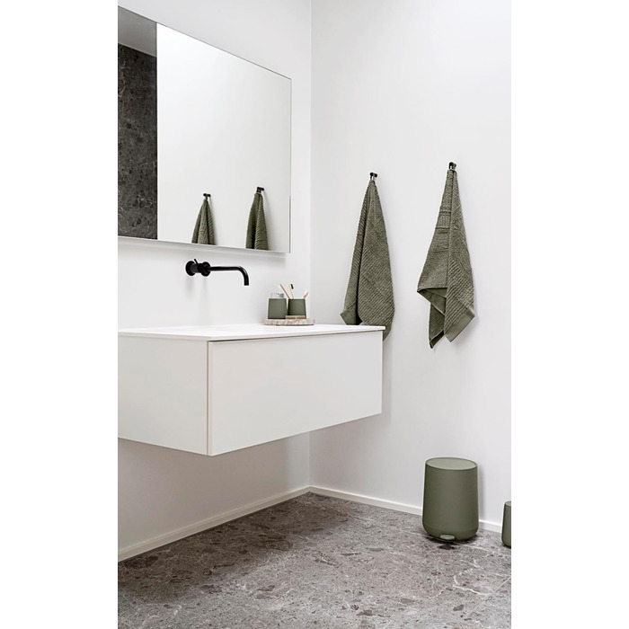 Відро для сміття Zone Denmark Nova для ванної кімнати, відро для косметики, відро для сміття для ванної кімнати, діаметр 20,5 см, висота 23,5 см, об'єм 3 л, оливково-зелений