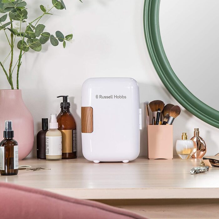 Міні-холодильник Russell Hobbs RH4CLR1001SCW 4L: портативний, AC/DC, для напоїв та косметики, скандинавський стиль, білий з ефектом дерева