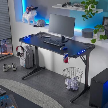 Ігровий стіл Stella Trading BC 3110 з LED-підсвічуванням, USB-портами та тримачем для напоїв - 119 x 78 x 60 см