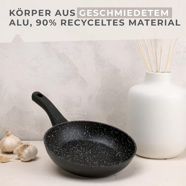 Ексклюзивно для Domopolis - Мармурова сковорода для факелів 20 см, сковорода з антипригарним покриттям, виготовлена з 90 переробленого алюмінію, з ергономічним дизайном