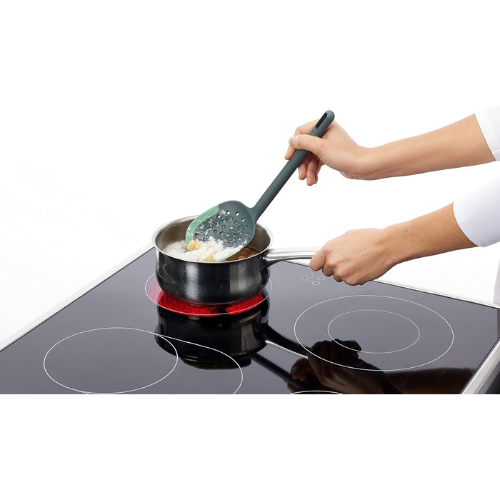 Набір кухонного приладдя Lékué 5 шт. з силікону та пластику (вінчики)