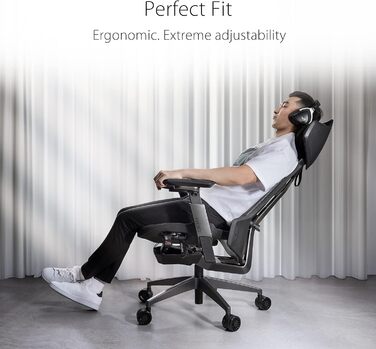 Ігровий крісло ASUS ROG Destrier Ergo (чорний) з регульованими підлокітниками та підтримкою попереку