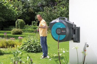 Набір для автоматичного збору садового шланга Gardena Wand-Schlauchbox 35: автоматична котушка, 35 м, якісний шланг, кріплення, насадки, розпилювач (8024-20)