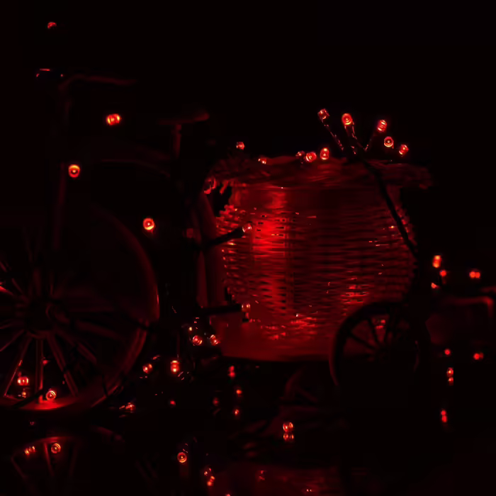 Tuokay Сонячна гірлянда 22м 200 LED, водонепроникна, 8 режимів, для вулиці, декор для саду, балкона, тераси, альтанки, газону, весільна декорація, червона