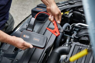 Osram BATTERYstart 400: Літієвий пусковий пристрій 2000A 12V з Powerbank для бензинових та дизельних двигунів (до 8л/4л), 16800mAh