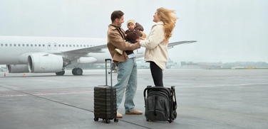 Дитячий прогулянковий візок Kinderkraft NEBO — легкий, компактний, для ручної поклажі (до 22 кг)