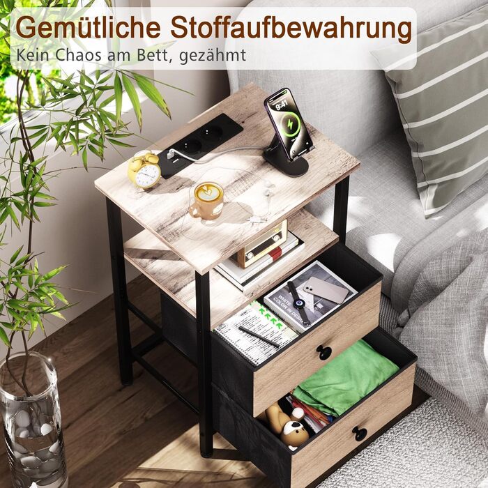 Нічний столик AMHANCIBLE з підзарядкою, приліжний столик з висувними ящиками з тканини, журнальний столик з відкритою полицею, з 2 USB-портами та 2 розетками, для спальні, вітальні, сірий HETS020GY-1