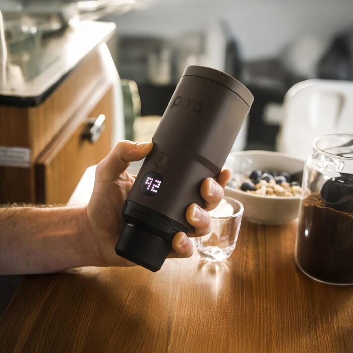 WACACO Електрична портативна кавомашина: 4 види кави, швидкий нагрів, 3 акумулятори 3000mAh, 20 Bar, для меленої кави та капсул NS, сенсорний екран, темно-бордовий