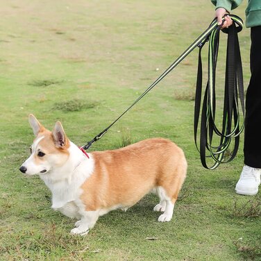 Повідець Snocyo для собак довжиною 10 м, міцний повідець для собак малого, середнього і великого розміру, тренувальний Повідець з накладкою на рукоятку, посиленим карабіном і сумкою для зберігання, зелений 10 м зелений і чорний