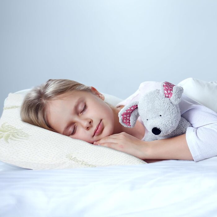 Подушка для дитячого ліжечка Kinder Dolci Sogni з Memory Foam, 50x30x5.5 см, знімний чохол з алое вера