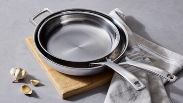 Сковорода LE CREUSET з нержавіючої сталі 28 см, Ø 28 см, для всіх типів плит (включно з індукцією) та духовки, срібна