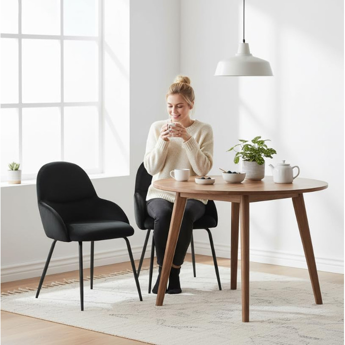 Набір обідніх стільців з підлокітниками – 4 шт. Ергономічні м'які стільці з тканинним покриттям та металевими ніжками для кухні, вітальні, їдальні, бежевий/чорний (велюр)