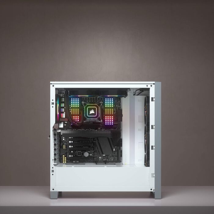 Корпус для ПК CORSAIR iCUE 4000X RGB, середній ATX, білий, із загартованим склом, 3 вентилятори SP120 RGB ELITE, контролер iCUE Lighting Node CORE, високий повітряний потік