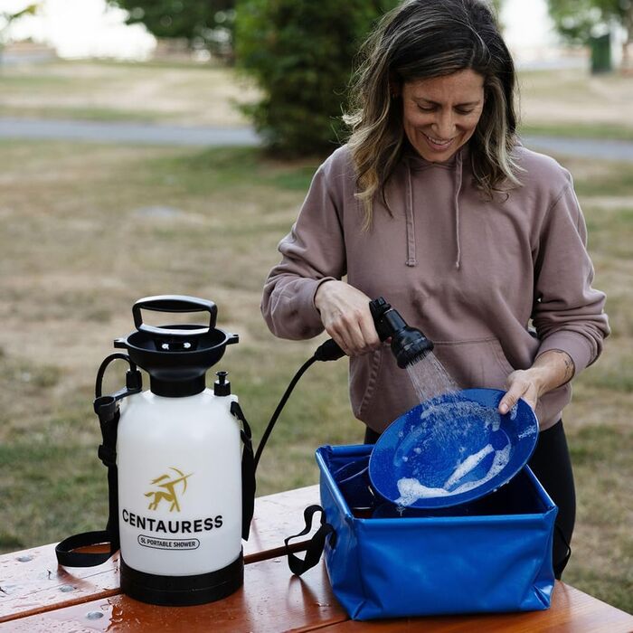 Портативний душ Centauress для кемпінгу з помпою та захисним клапаном 45 PSI, переносна душова система для кемпінгу, пляжу, серфінгу та відпочинку на природі