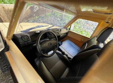 Радіокерована позашляхова модель пікапа TOYOTA Land Cruiser LC79 4x4