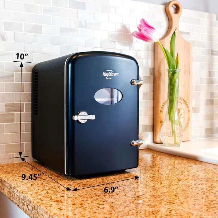 Koolatron Retro Mini Холодильник 4L, 6 доз. для Спальні, Догляду за Шкірою, Їжі, Напоїв, Косметики, Дітей, Дому, Авто та Подорожей, 12V DC, Чорний