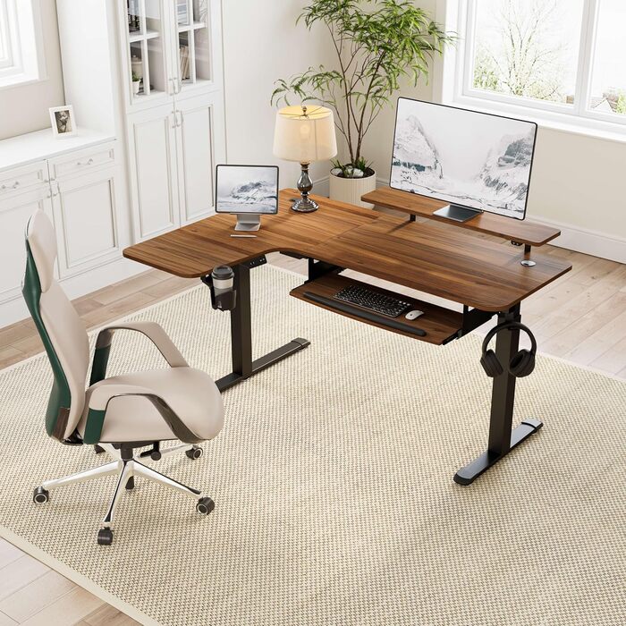 Електричний кутовий стіл для геймінгу EUREKA ERGONOMIC 155x110 см, з регулюванням висоти, клавіатурною полицею, LED-підставкою для монітора, лівий, колір горіх