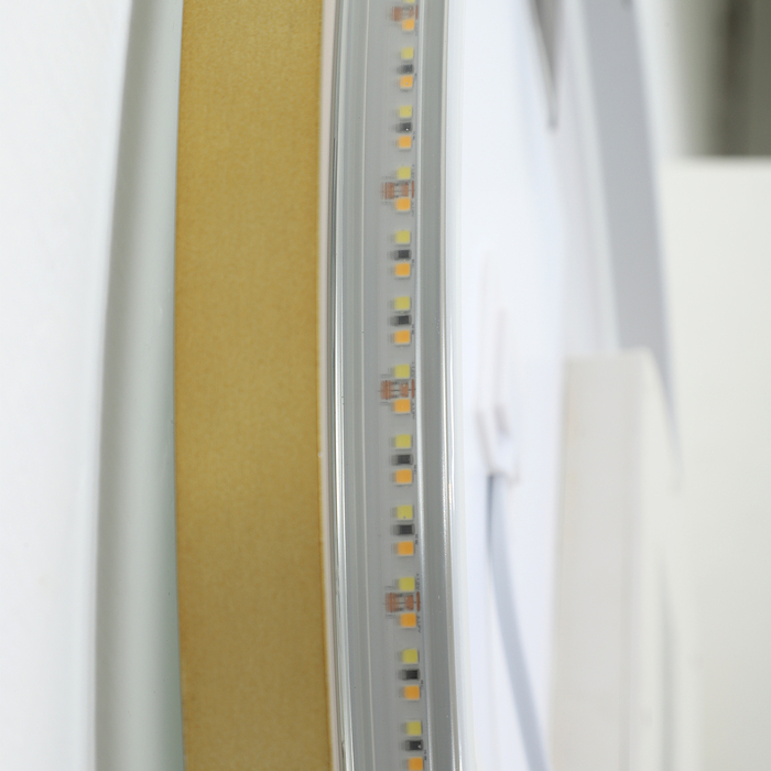 Дзеркало для ванної кімнати з підсвіткою LED, з функцією запобігання запотіванню, сенсорним керуванням та дисплеєм.