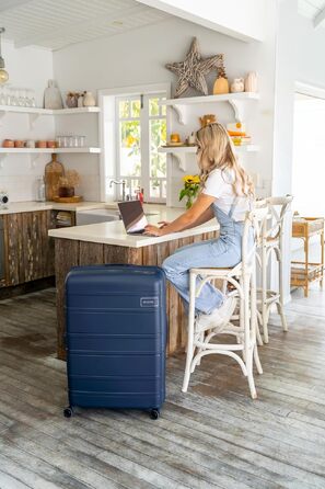 Набір валіз American Tourister Skymax 3 шт. синій (Midnight Blue) - міцні та стильні