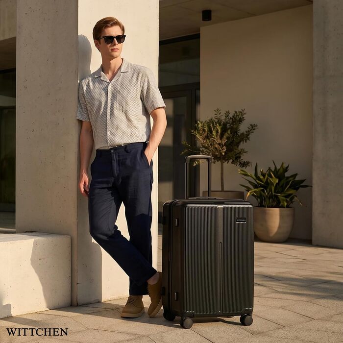 Валіза велика Wittchen Stripes Line XL (76.5x50x29 см) чорна, пластикова валіза-тролей на 4 колесах, 96 л, з кодовим замком та телескопічною ручкою
