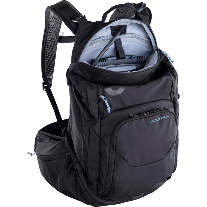 Рюкзак EVOC EXPLORER PRO 26л чорний – комфортний міський та туристичний рюкзак з системою вентиляції AIR FLOW CONTACT, гнучким поясом AIRO FLEX, відділенням для питної системи та дощовиком, преміум-якість