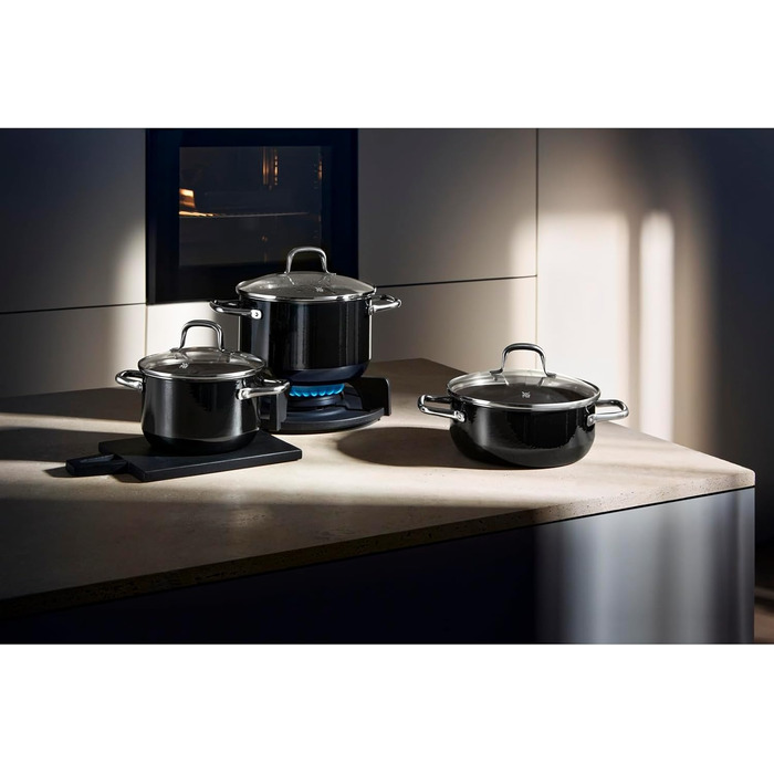 Каструля WMF Fusiontec Essential, 16 см, без кришки, 1,3 л, нержавіюча сталь, високотехнологічна кераміка, стійка до подряпин, без покриття, чорна, Made in Germany