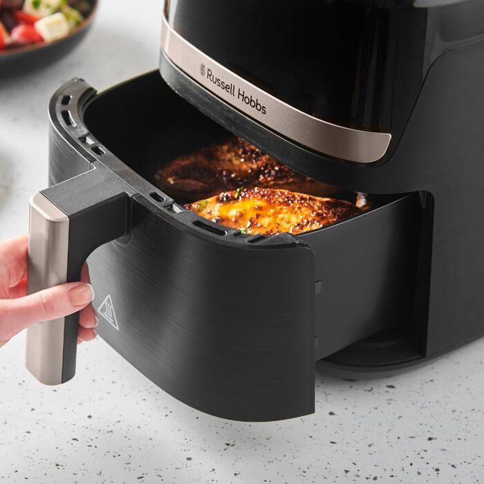 Аерофритюрниця Russell Hobbs SatisFry 4,3 л, 9 програм, Rapid AirFryer, без масла, сенсорне керування, компактна, гриль, випікання, до 200°C, модель 27610-56