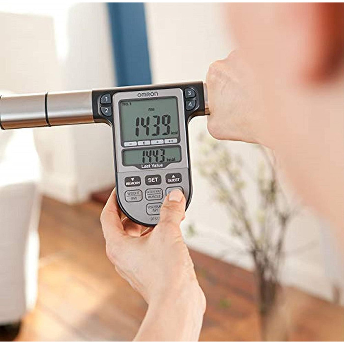 OMRON BF511 Аналізатор складу тіла, клінічно підтверджений, 8 високоточних сенсорів для вимірювання на руках і ногах, вимірює вагу, відсоток жиру, вісцеральний жир, м'язову масу, базовий обмін, синій