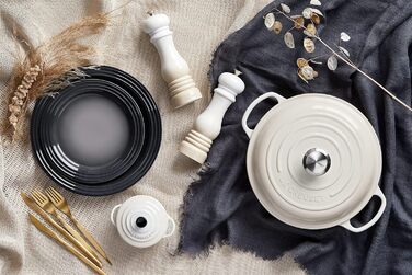 Млинок для перцю Le Creuset з керамічним механізмом, ABS-пластик, колір Овен-червоний, 6.2 x 20.8 см