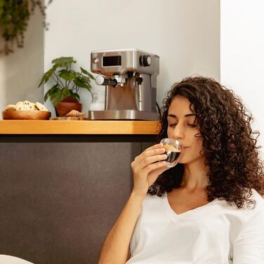 Кавомашина Cecotec Power Espresso 20 Barista Compact 1465 Вт, 20 бар, термоблок, резервуар 1.8 л, підігрів чашок