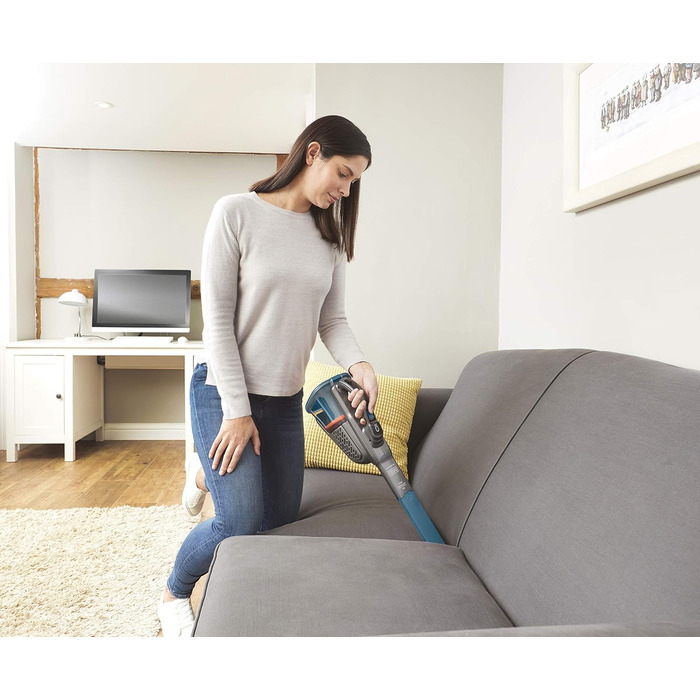 Акумуляторний ручний пилосос BLACK+DECKER BHHV320B, 12В, 25AW, циклонна фільтрація, без мішка, з висувною щілинною насадкою та зарядною станцією, титаново-синій