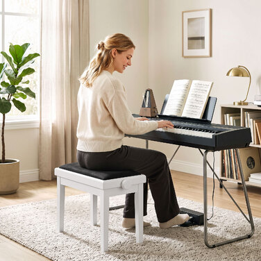 Регульований за висотою стілець для піаніно з м'якою подушкою, оксамитовий ефект, ніжки з каучукового дерева, білий
