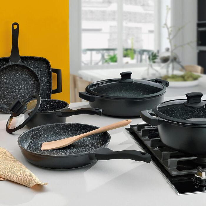 Каструля Kela Stella Nova 20 см, 2,2 л, алюмінієва, антипригарна, чорна, з кришкою, для всіх плит