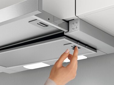Витяжка для кухні AEG DPE5660B плоска, чорна, режим відводу або рециркуляції, продуктивність 600 м³/год, LED-підсвітка, клас енергоефективності A