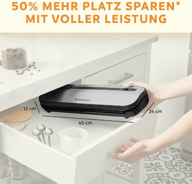 Вакууматор для продуктів Foodsaver FFS005X з вбудованим відсіком для рулонів, різаком та режимом для делікатних продуктів, комплект вакуумних пакетів