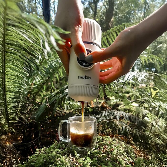 WACACO Nanopresso: портативна кавомашина еспресо, з чохлом S, чорний (80 мл)