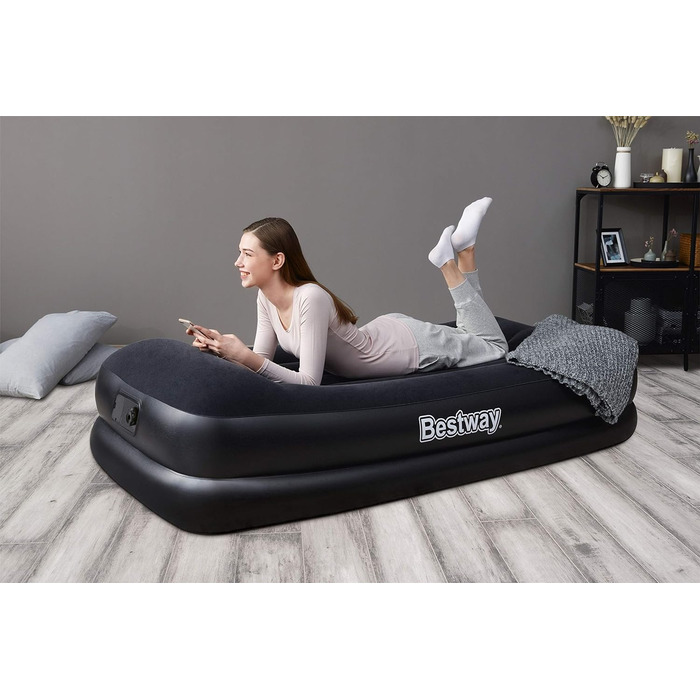 Надувний матрац Bestway Aeroluxe Queensize з вбудованим електронасосом (191x97x46 см)