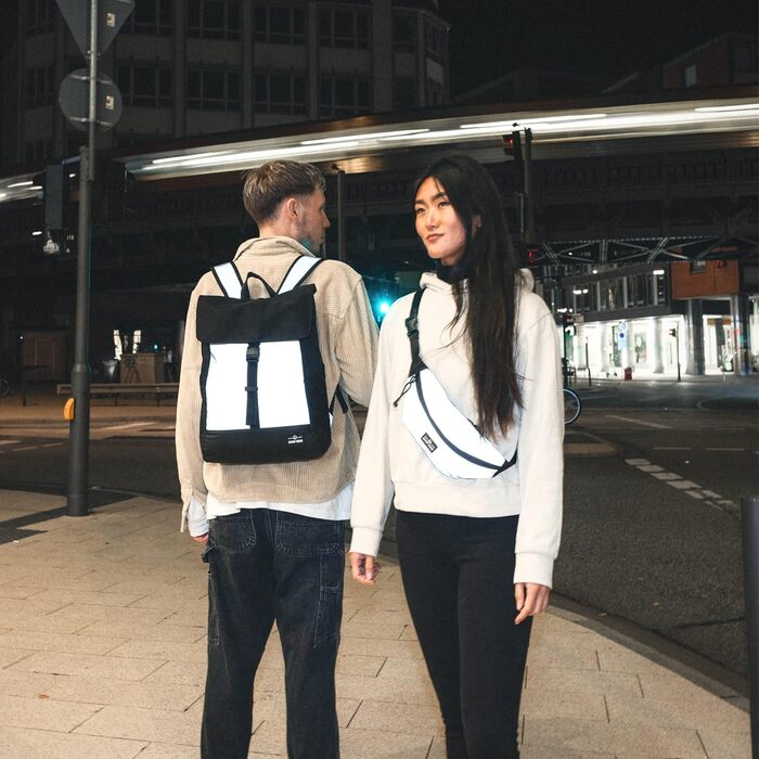 Рюкзак Johnny Urban Mika Reflective чорний, водовідштовхувальний, рефлективний, для чоловіків та жінок, роллтоп для велосипеда, університету, школи