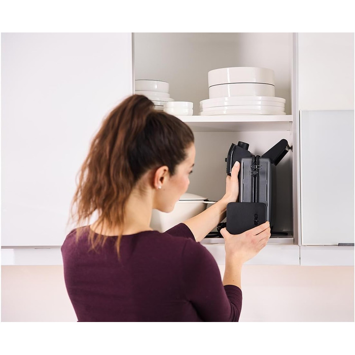 Електричний гриль Braun MultiGrill 7 CG7020: 3-в-1 (контактний гриль, BBQ, духовка), 2000W, велика поверхня (12 бургеров), чорний