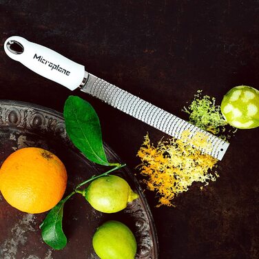Microplane Premium Classic: терка для цитрусових та сиру, білий колір