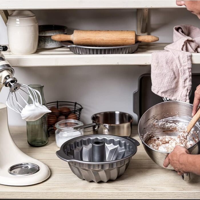Набір форм для випічки KitchenAid з алюмінізованої сталі, 20см та 24см, антипригарне покриття без PFAS, для духовки, можна мити в посудомийній машині, сірий (5 шт.)