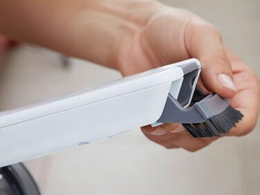 Акумуляторний ручний пилосос BLACK+DECKER Dustbuster Pivot PV1820L 18В, бездротовий, з настінною зарядною станцією, щілинною насадкою та щіткою для меблів
