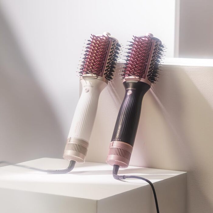 Фен-щітка Cecotec Air DryBold Essential з іонізацією, 1200 Вт, для сушіння, випрямлення та надання об'єму, 3 режими, чорний
