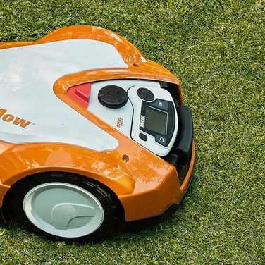 Робот-газонокосарка Stihl RMI 422, ширина косіння 20 см