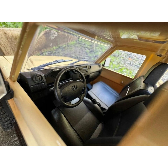 Радіокерована позашляхова модель пікапа TOYOTA Land Cruiser LC79 4x4