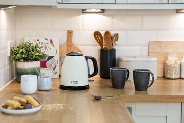 Електричний чайник Russell Hobbs Colours+ Edelstahl 1.0л, 2400Вт, з фільтром від накипу та індикатором рівня води, колір крем (24994-70)