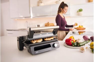 Електричний гриль Braun MultiGrill 7 CG7020: 3-в-1 (контактний гриль, BBQ, духовка), 2000W, велика площа (12 бургерів), планка & гриль, для дому, срібний